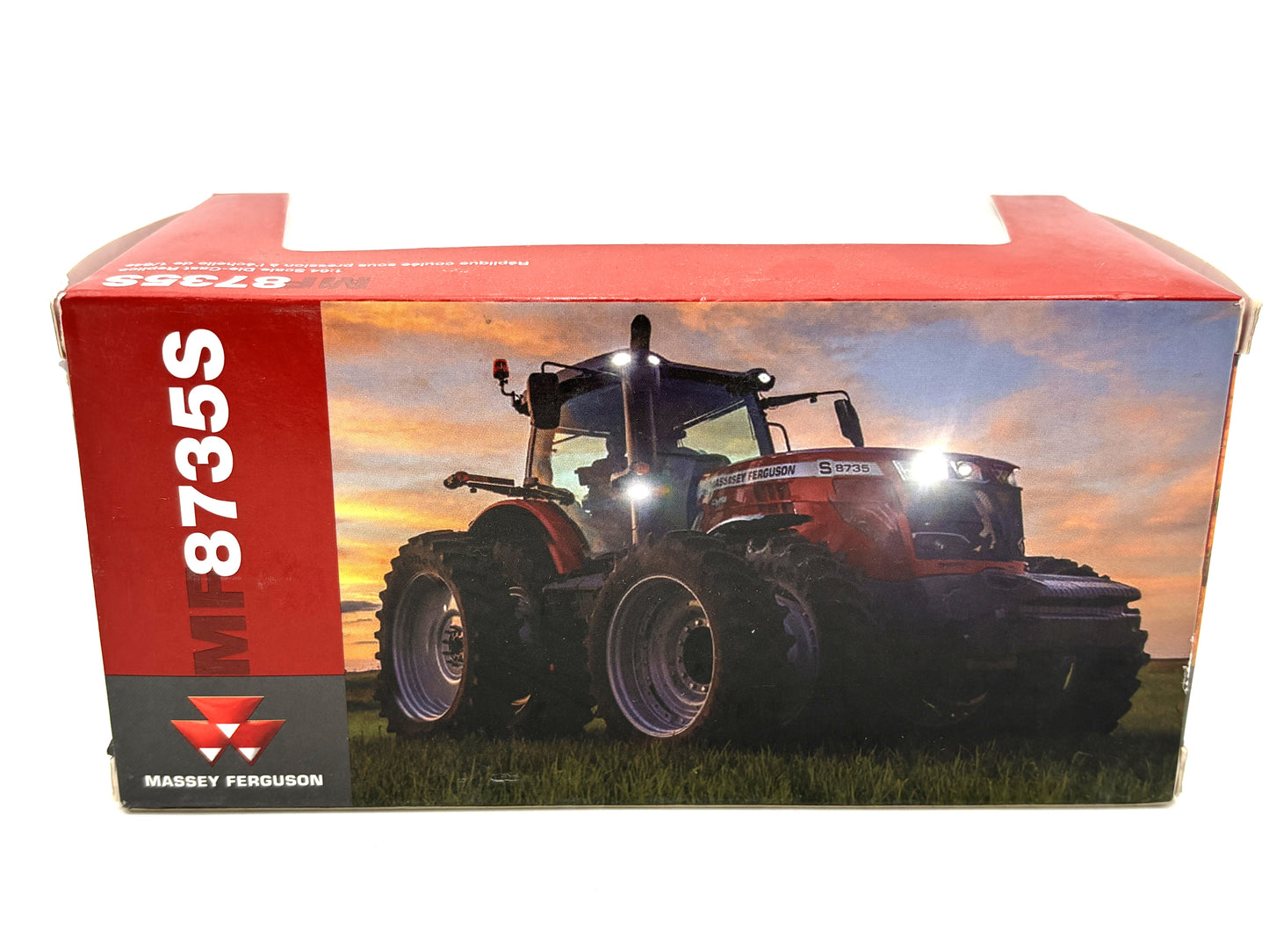 1/64 Massey Ferguson 8735S
