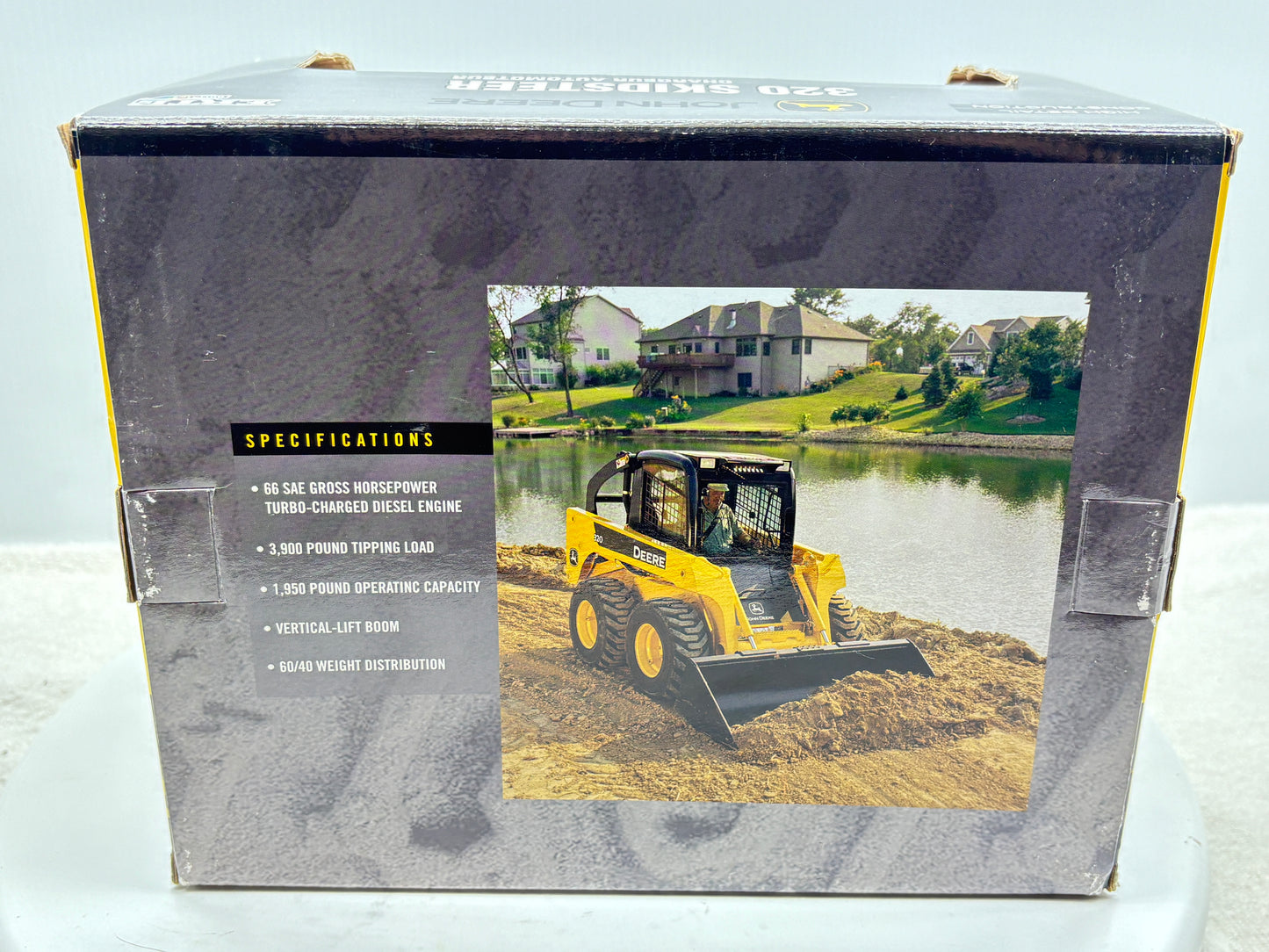 1/16 John Deere 320
