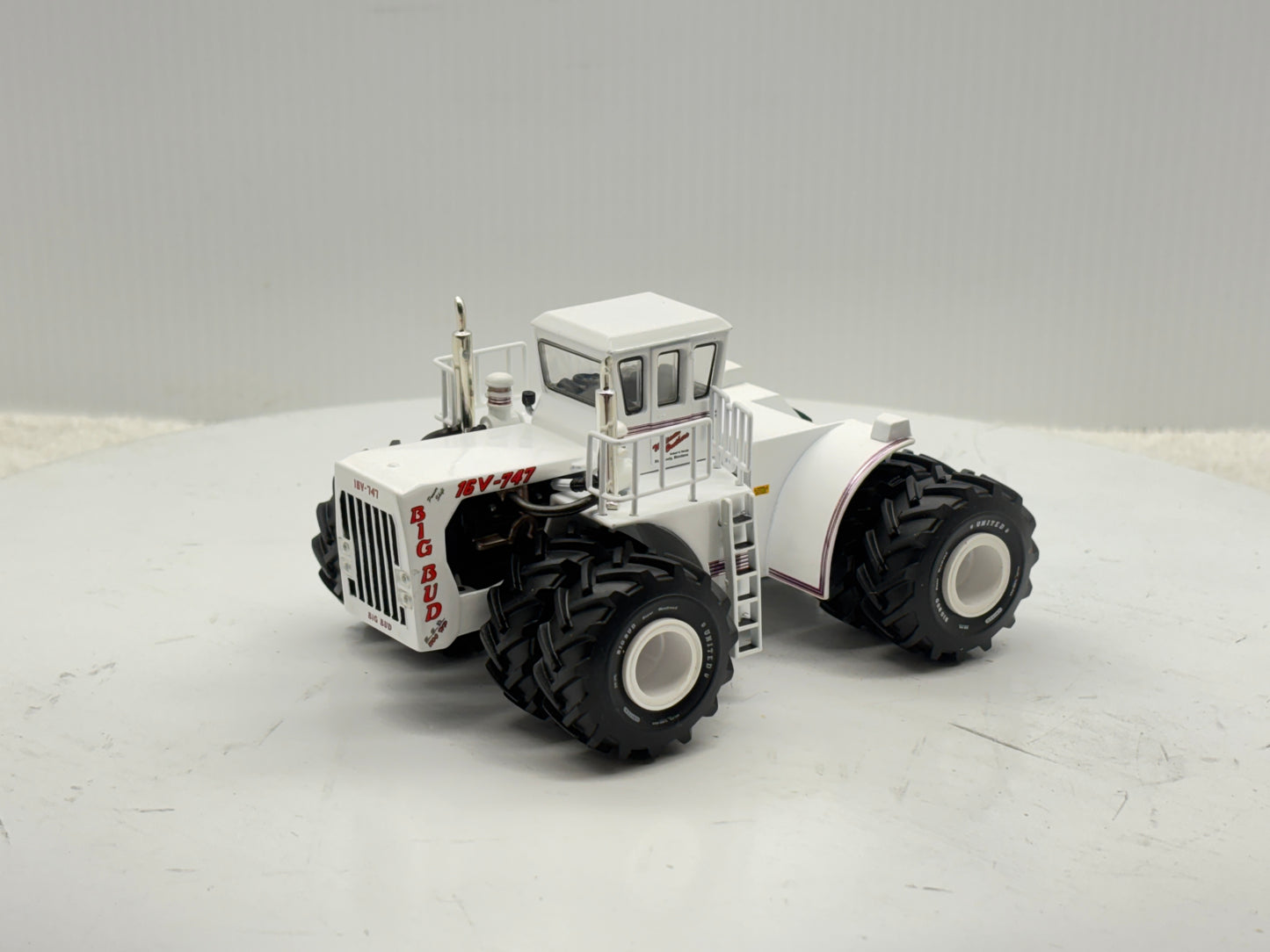 1/64 Big Bud 16V-747 1100HP