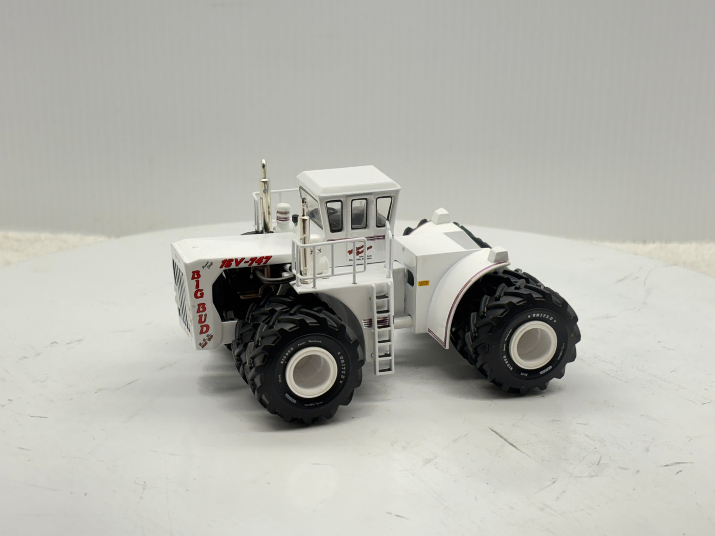 1/64 Big Bud 16V-747 1100HP
