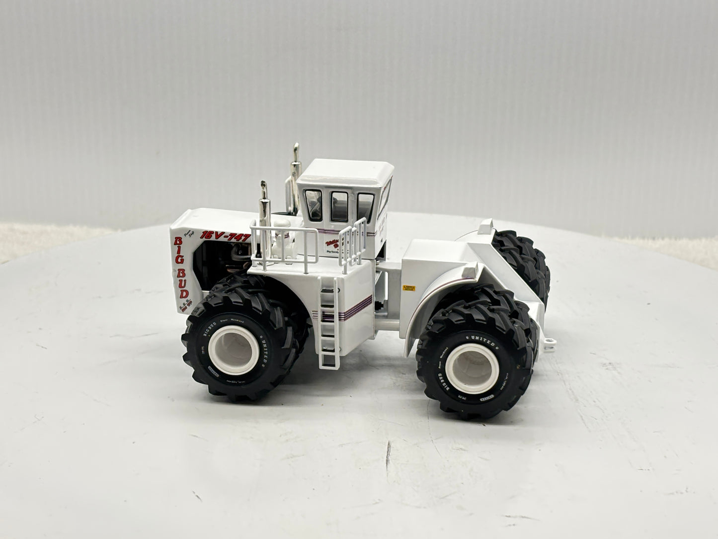 1/64 Big Bud 16V-747 1100HP