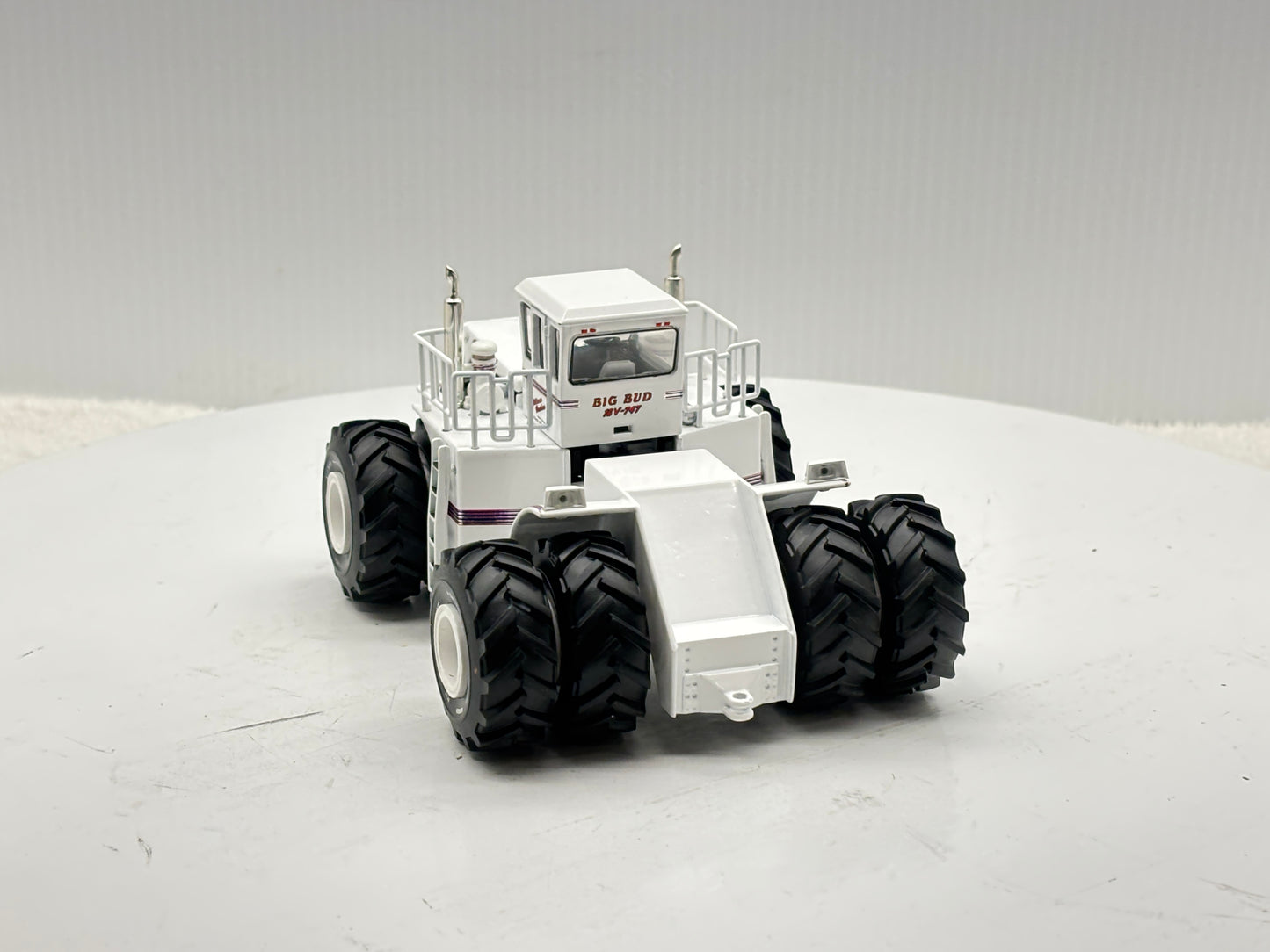 1/64 Big Bud 16V-747 1100HP