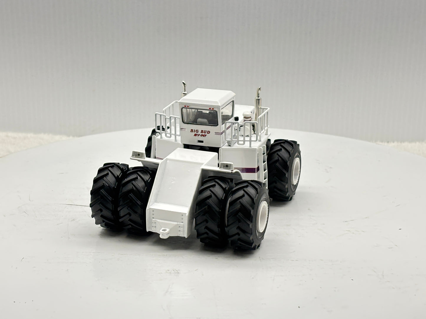 1/64 Big Bud 16V-747 1100HP