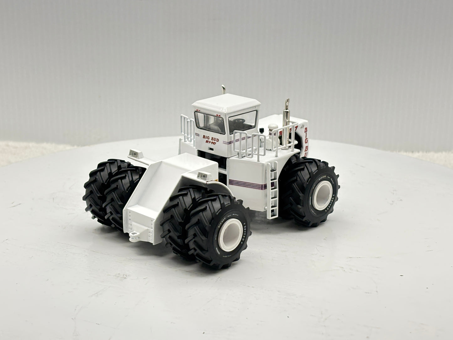 1/64 Big Bud 16V-747 1100HP