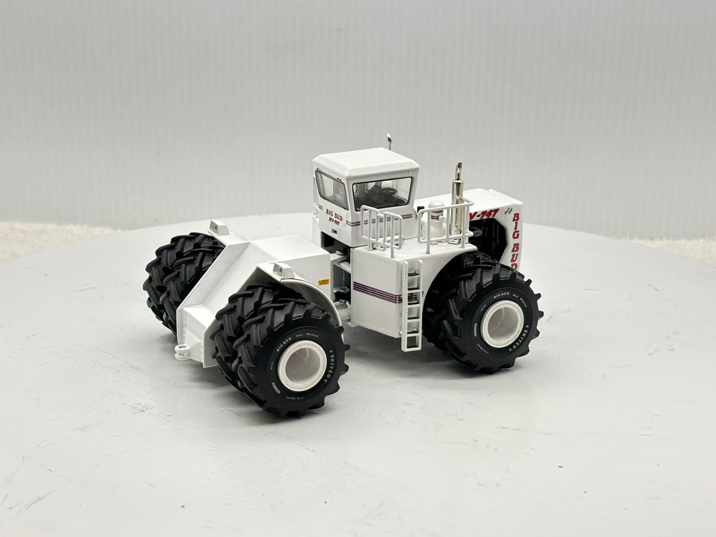 1/64 Big Bud 16V-747 1100HP
