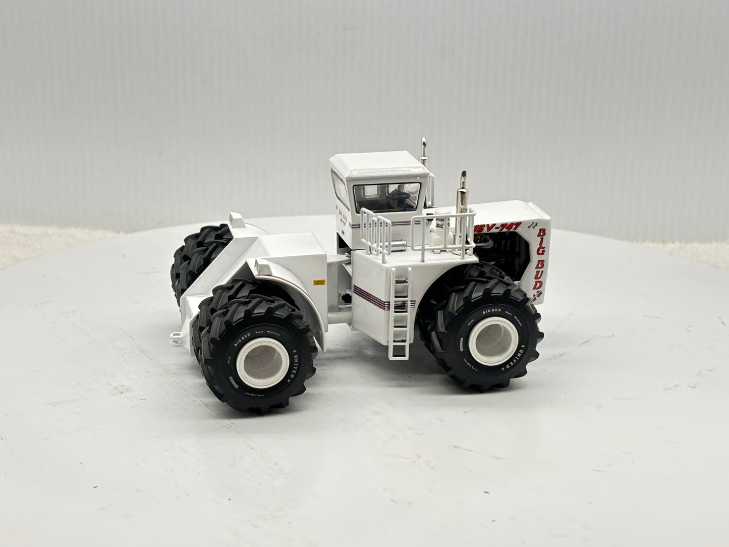 1/64 Big Bud 16V-747 1100HP