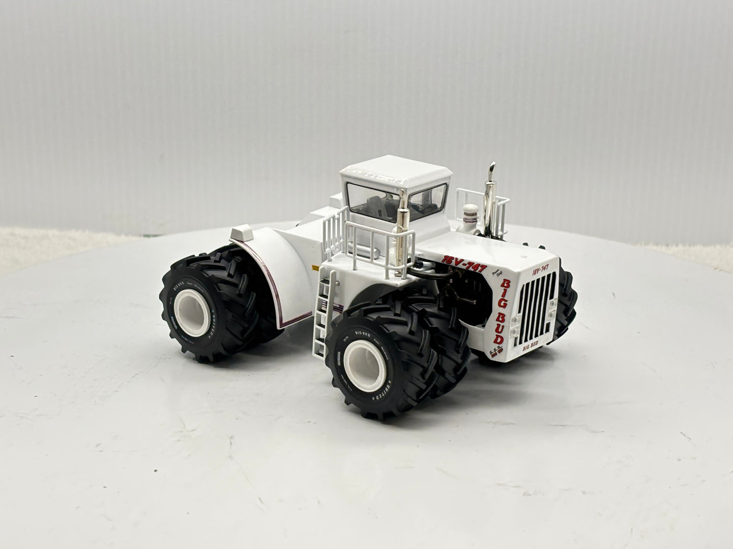 1/64 Big Bud 16V-747 1100HP