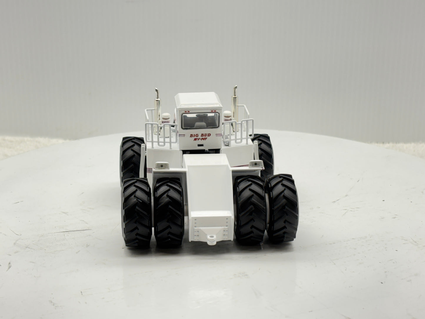 1/64 Big Bud 16V-747 1100HP