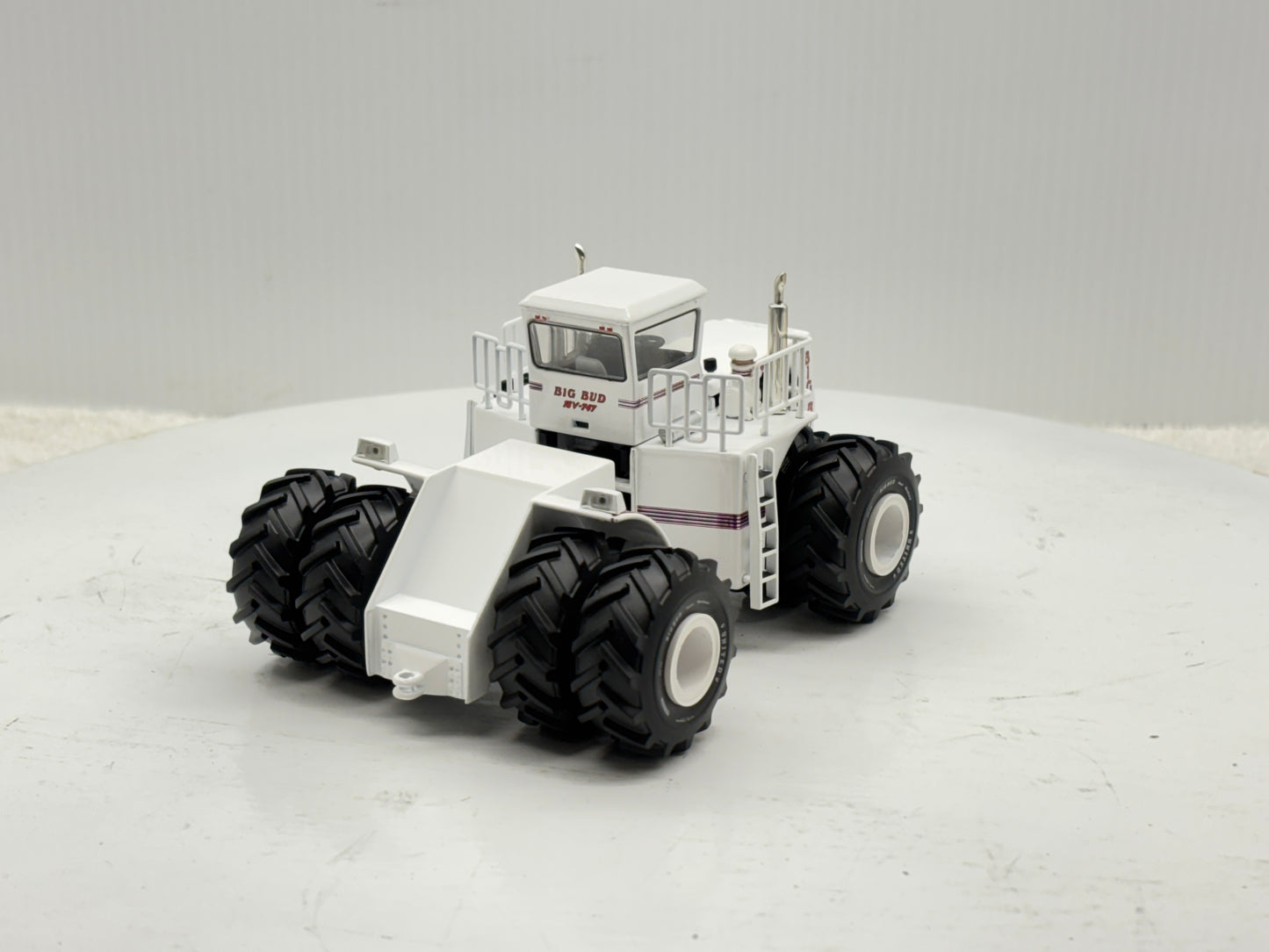 1/64 Big Bud 16V-747 1100HP