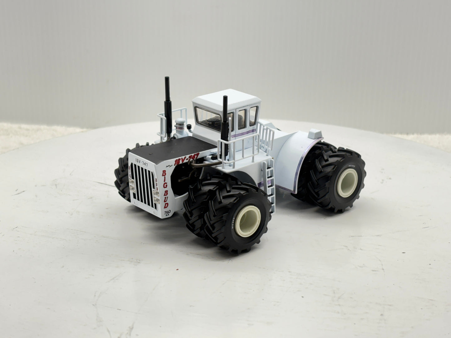 1/64 Big Bud 16V-747 760HP
