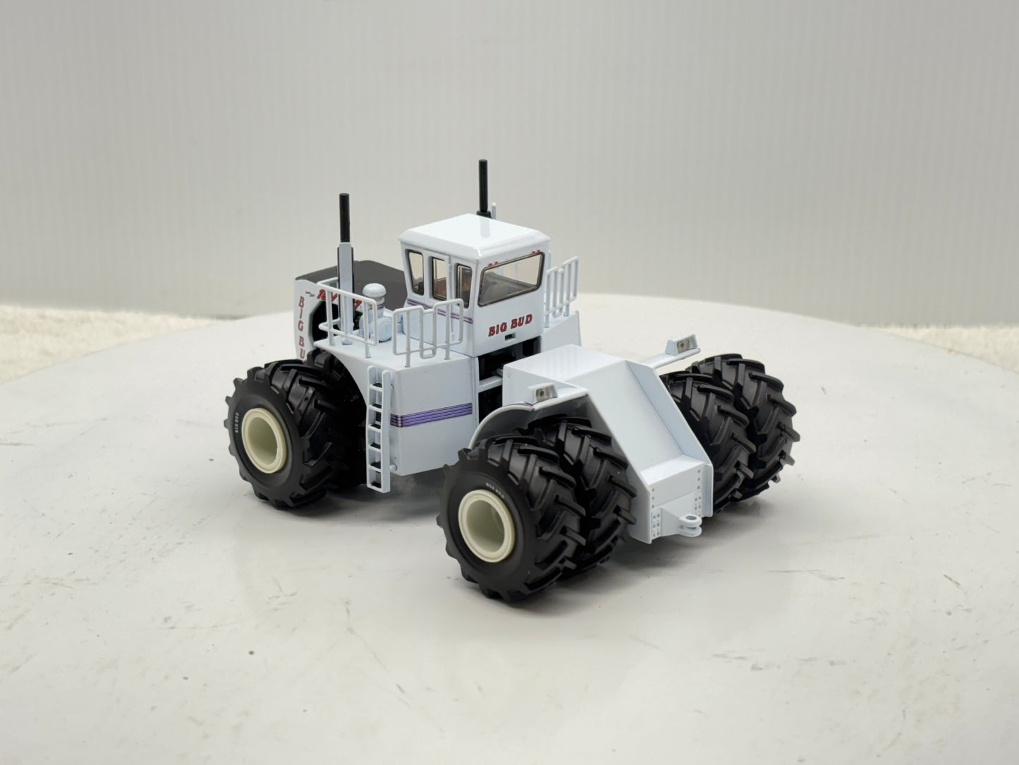 1/64 Big Bud 16V-747 760HP