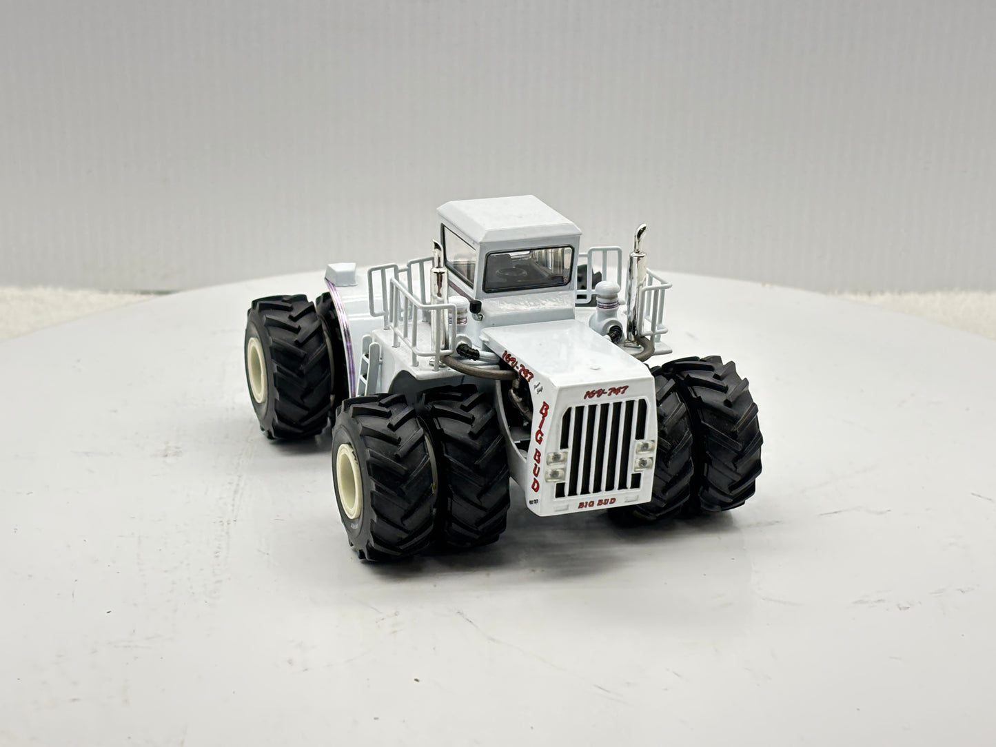 1/64 Big Bud 16V-747 900HP