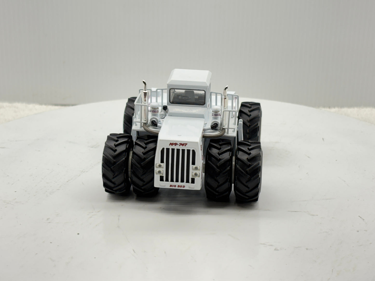 1/64 Big Bud 16V-747 900HP