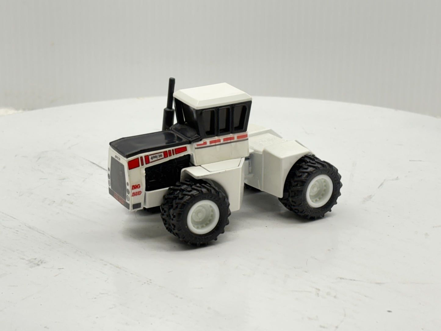 1/64 Big Bud 400-20 Home Hardware