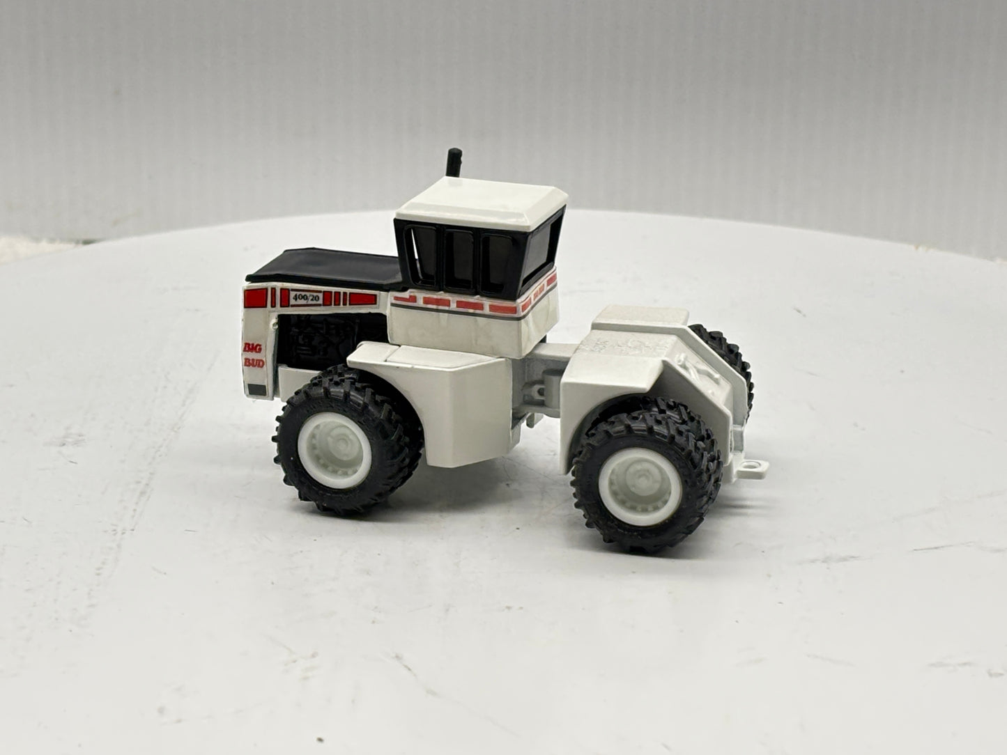 1/64 Big Bud 400-20 Home Hardware