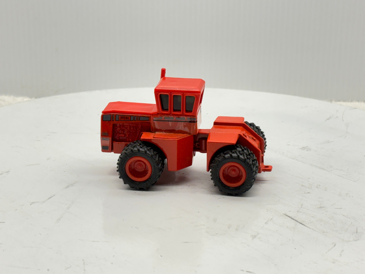 1/64 Big Bud 525-84 Industrial