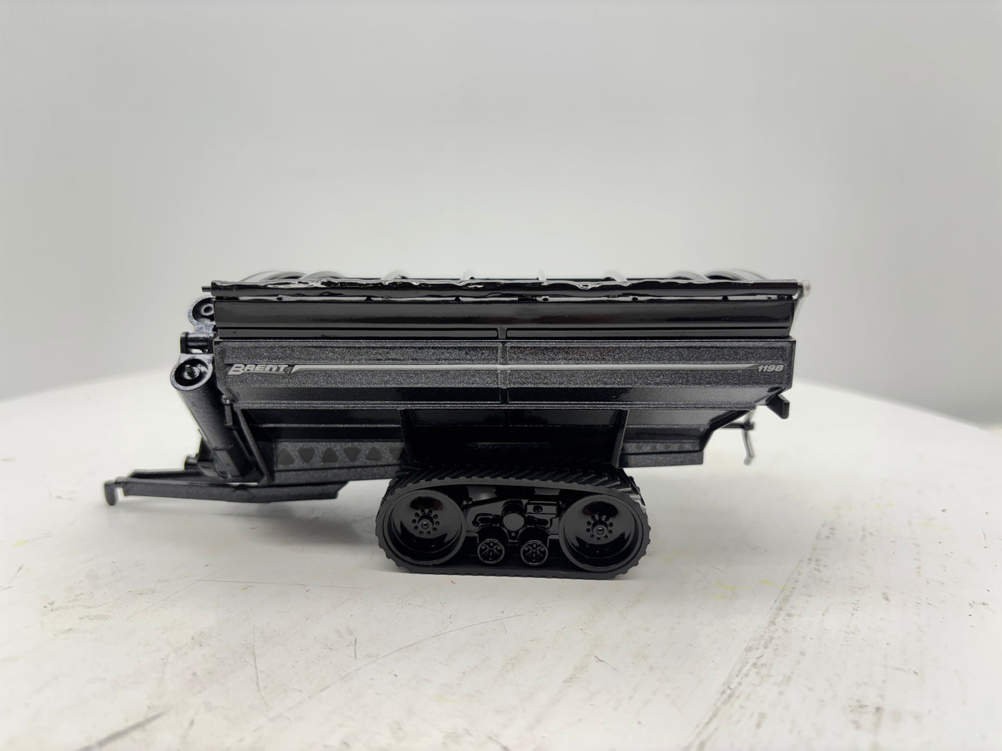 1/64 Brent 1198 Avalanche Tracks Black