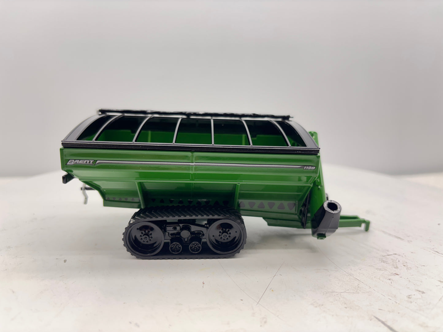 1/64 Brent 1198 Avalanche Tracks Green