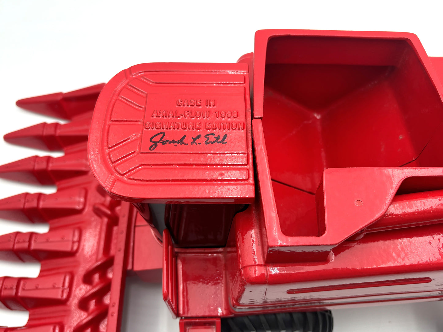 1/16 Case IH 2388 Custom Combine