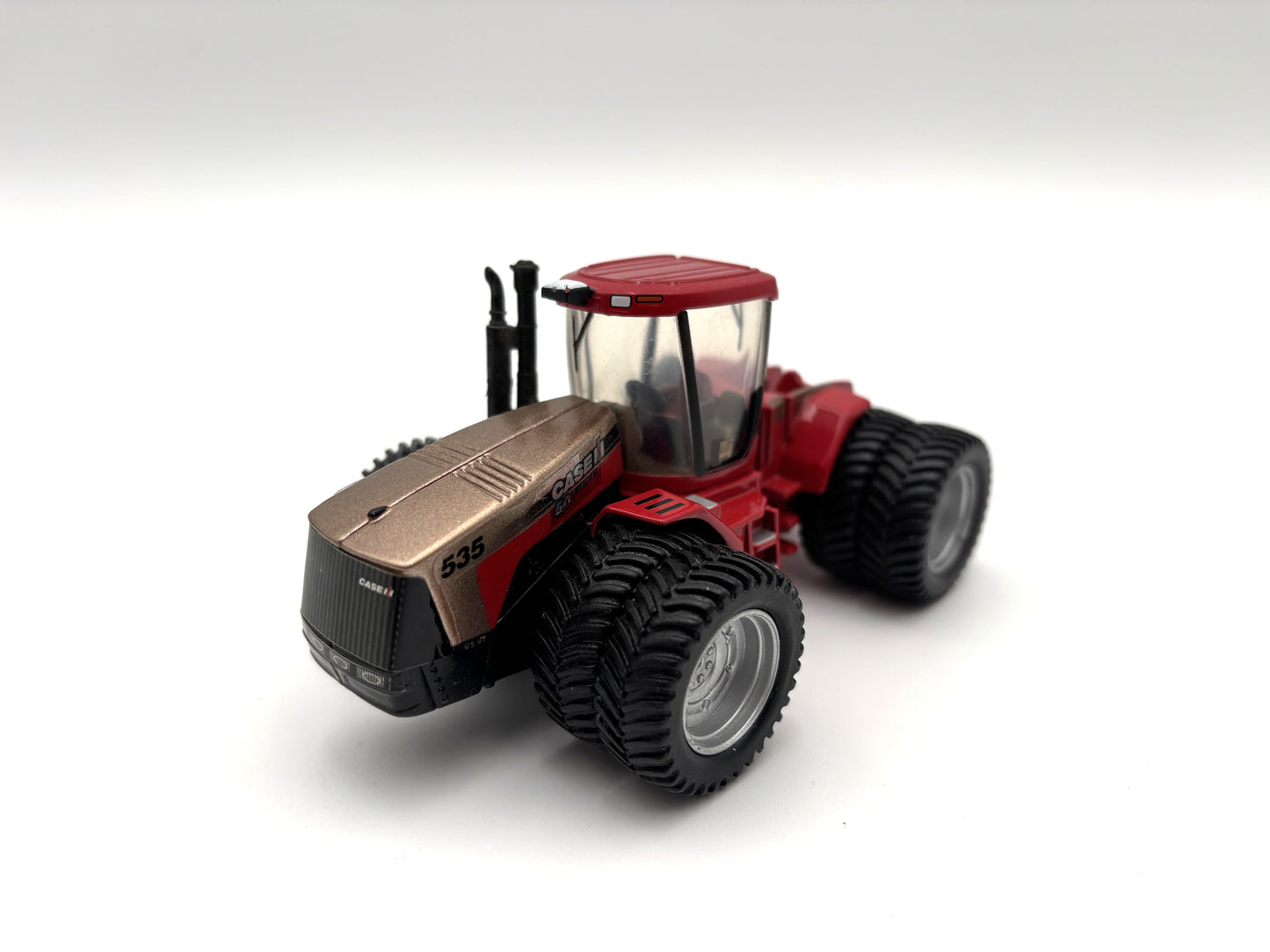 1/64 Case IH Magnum 305 and Steiger 535 Signature Set