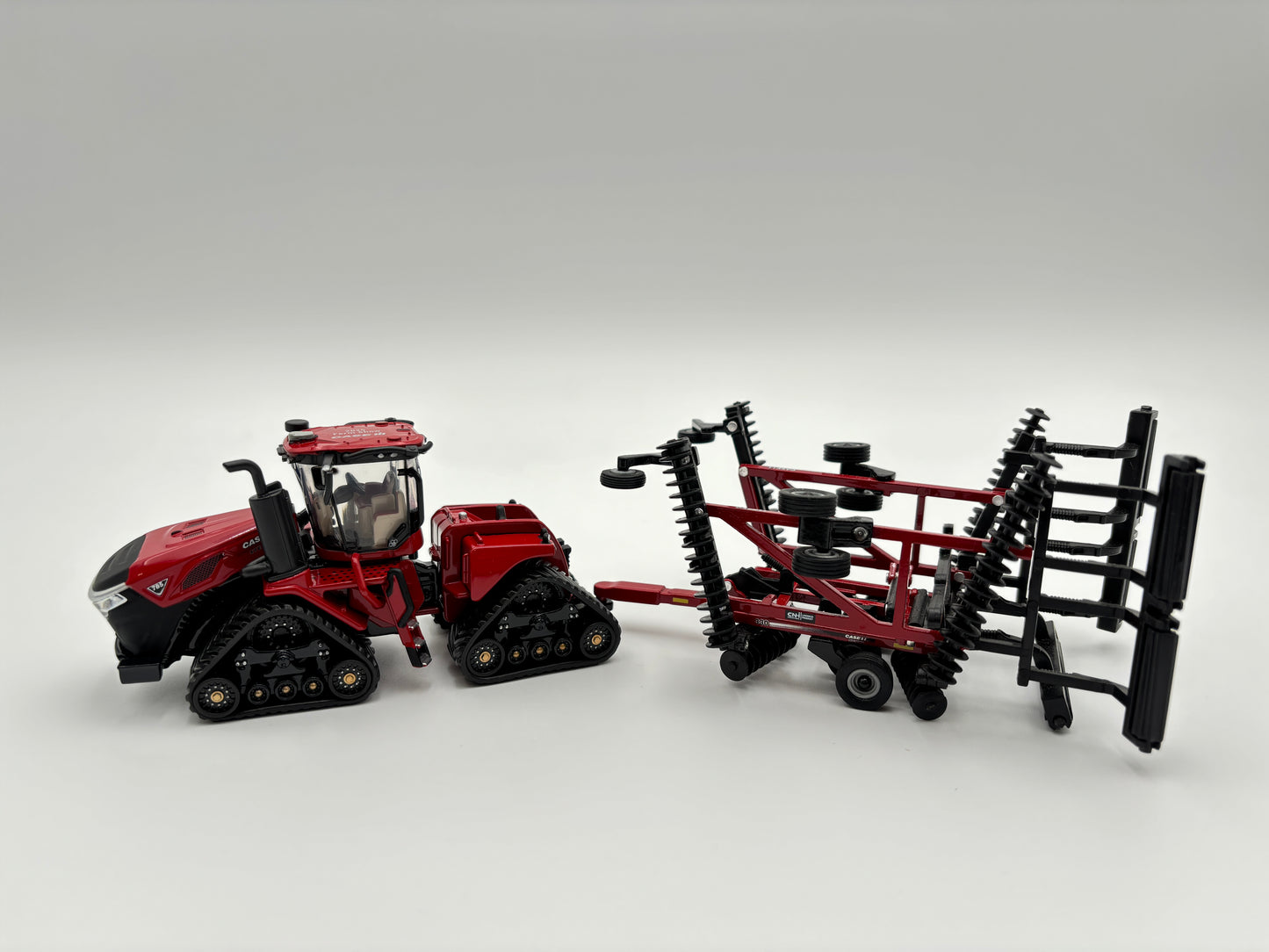 1/64 Case IH Steiger 785 QuadTrac Farm Show Chase