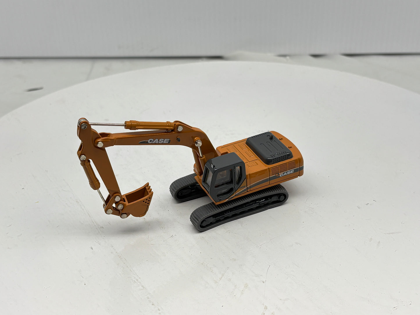 1/87 Case CX330