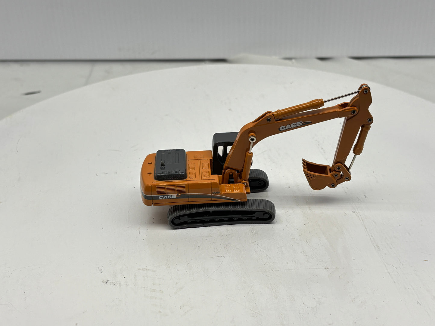 1/87 Case CX330
