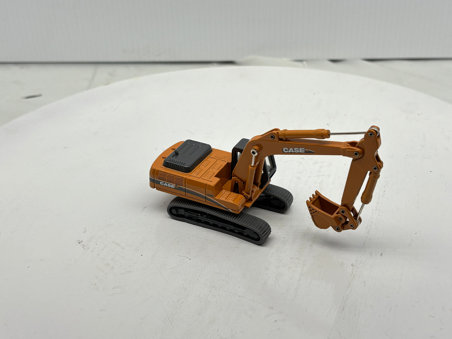 1/87 Case CX330