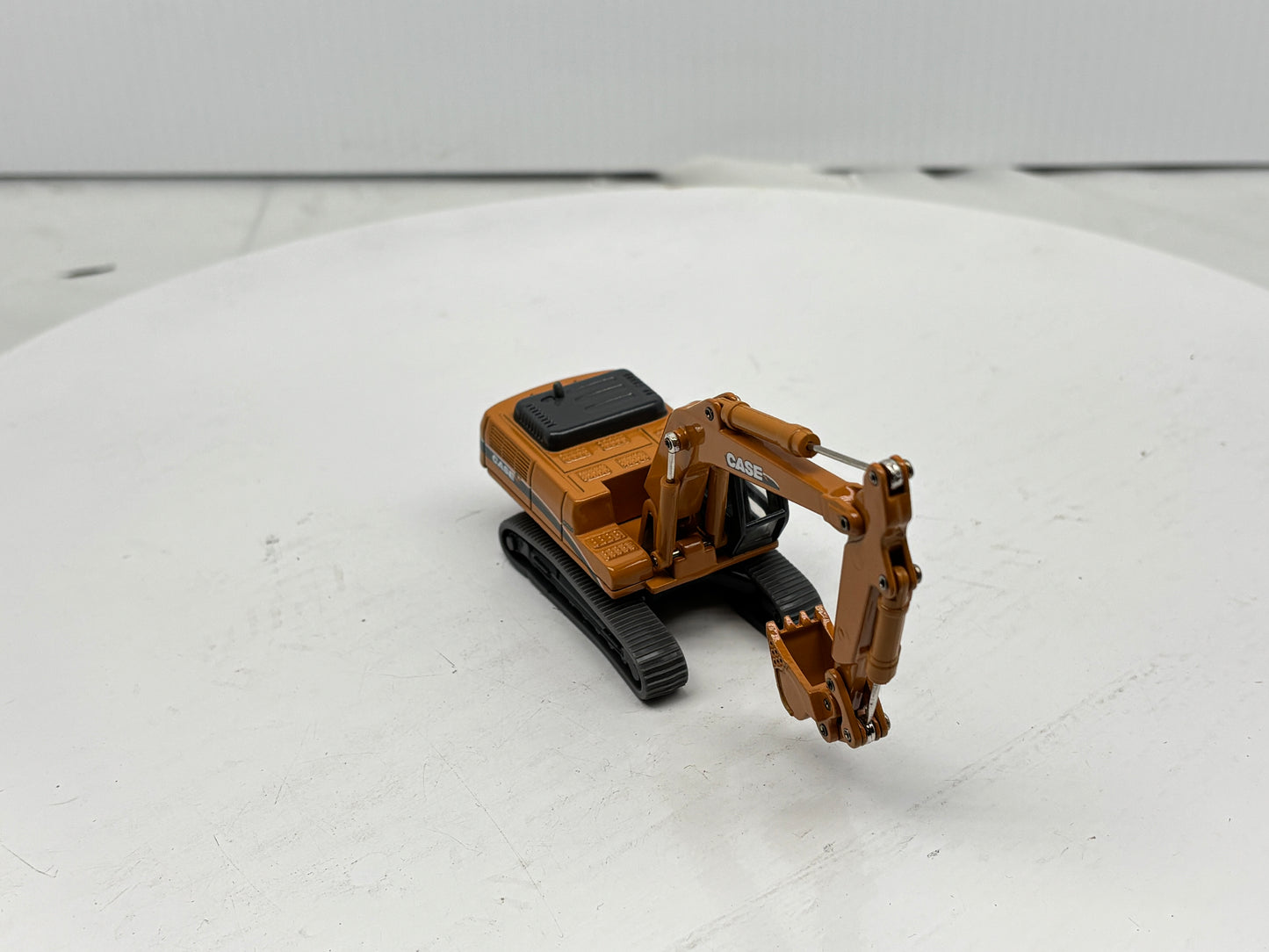 1/87 Case CX330