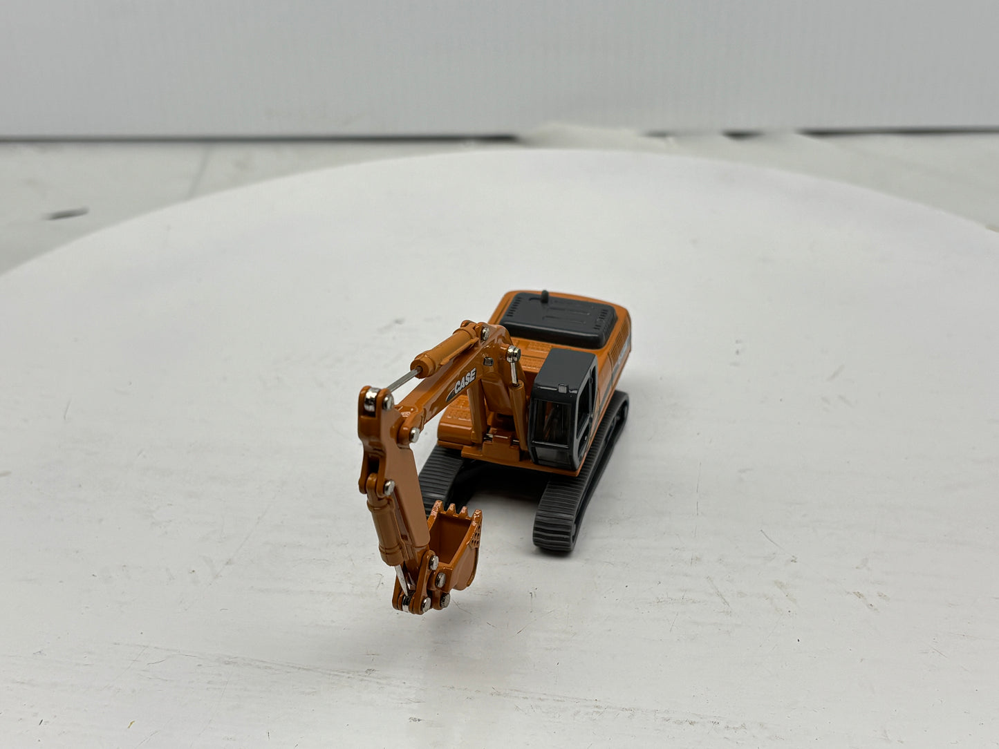 1/87 Case CX330