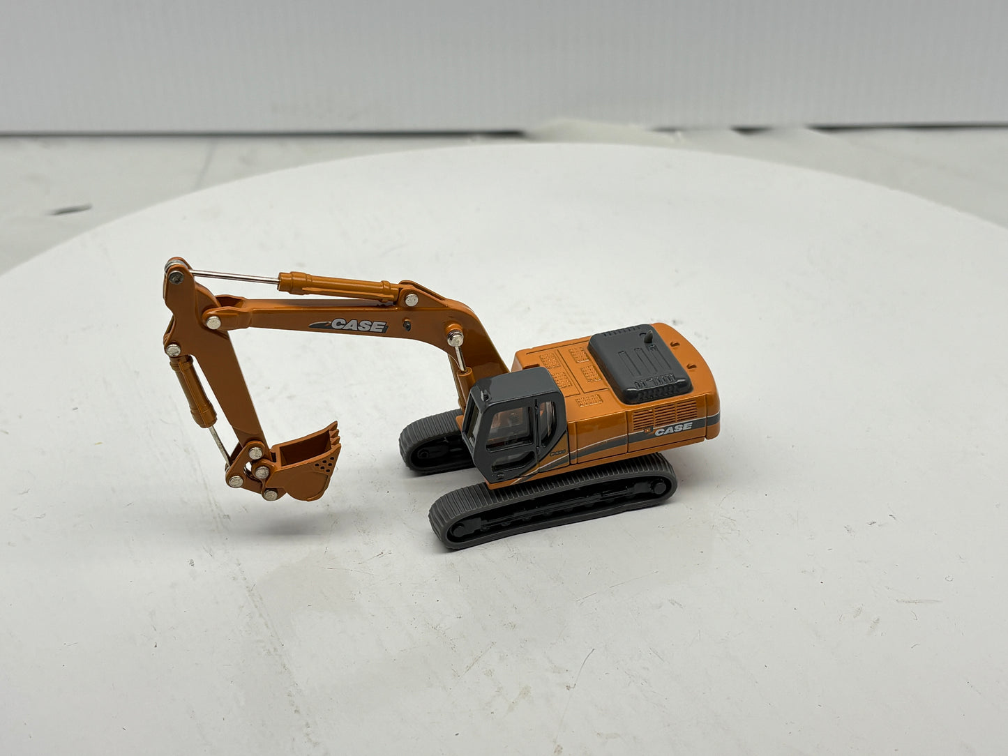 1/87 Case CX330