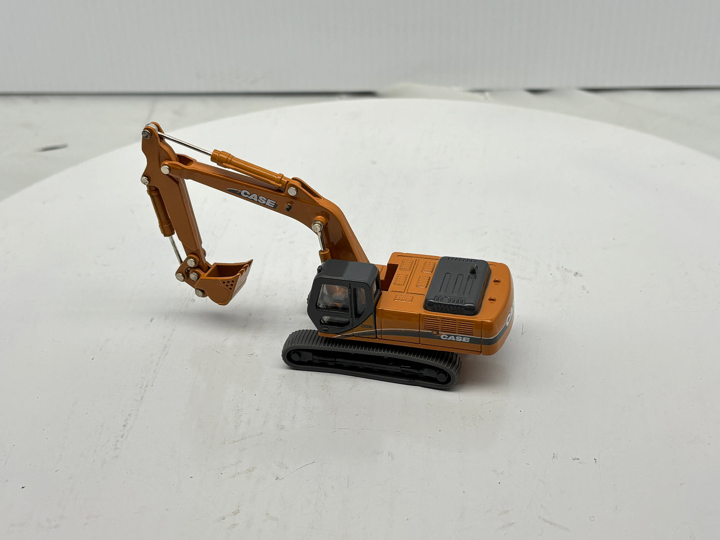 1/87 Case CX330