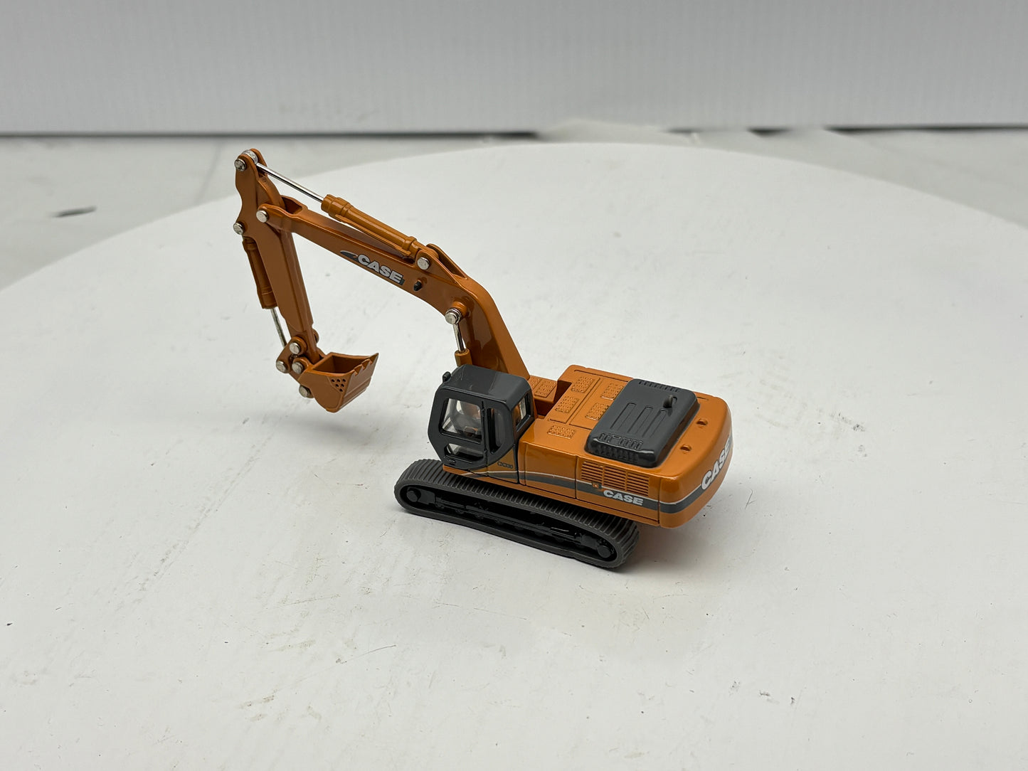 1/87 Case CX330