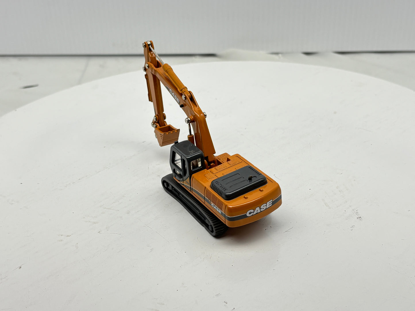 1/87 Case CX330