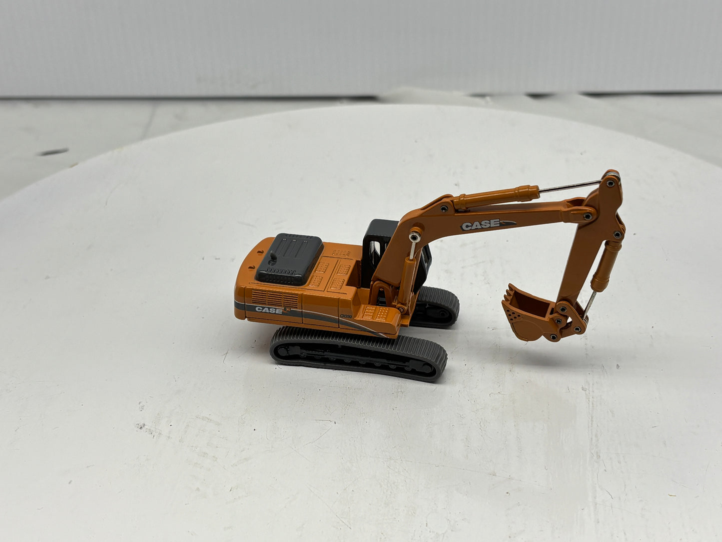 1/87 Case CX330