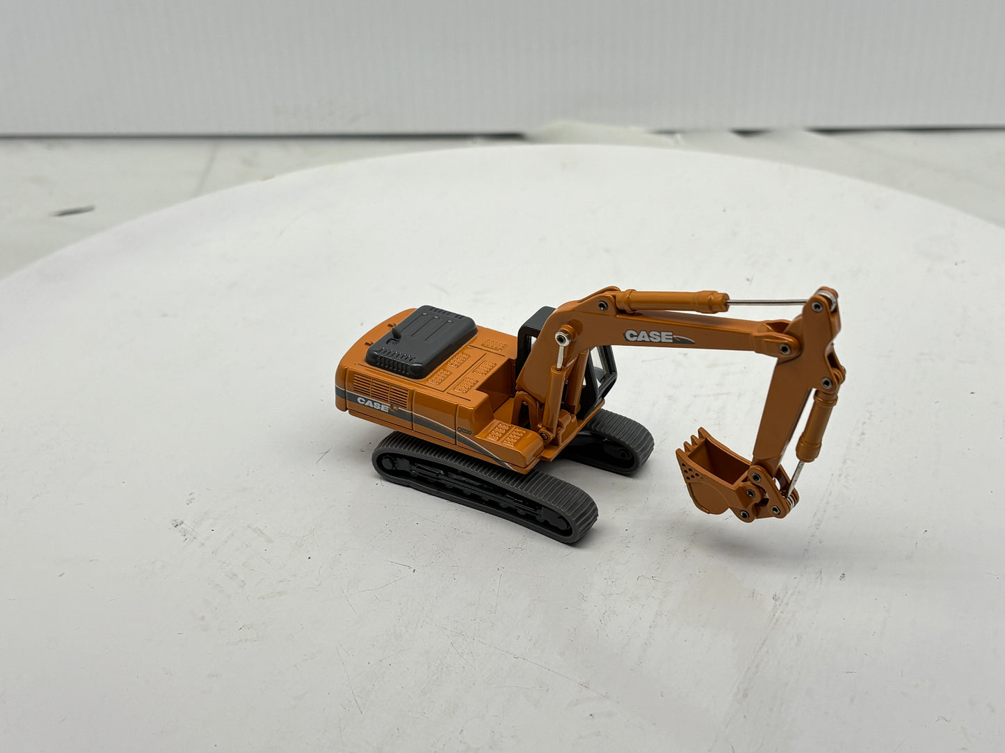 1/87 Case CX330