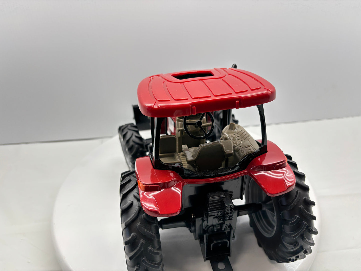 1/16 Case IH MXU135 by ERTL