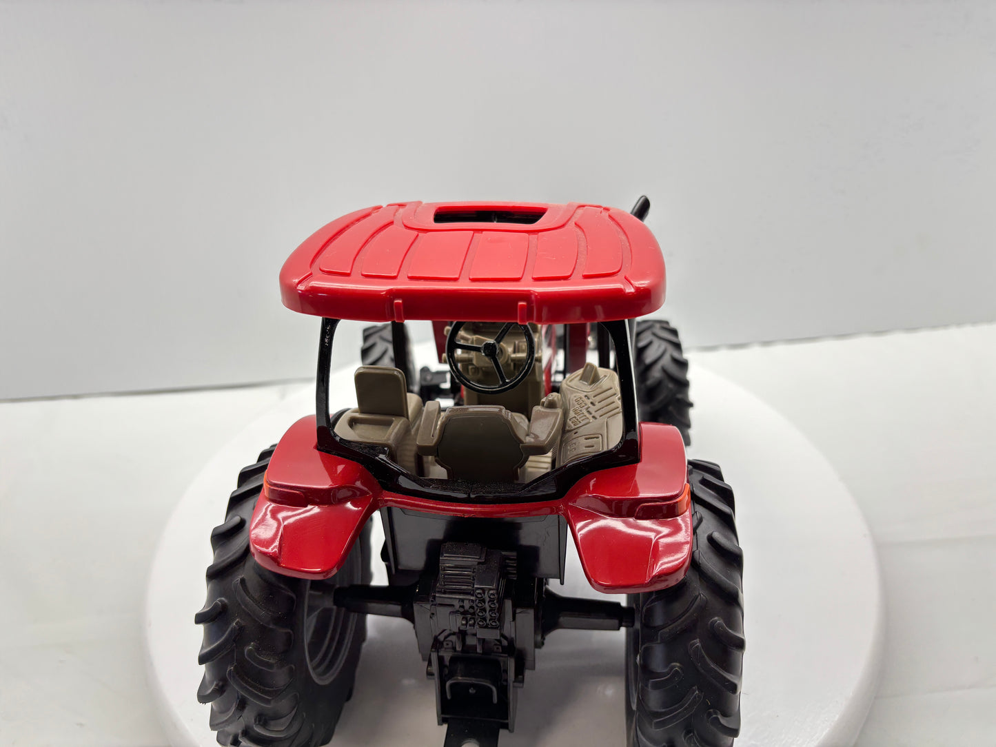 1/16 Case IH MXU135 by ERTL