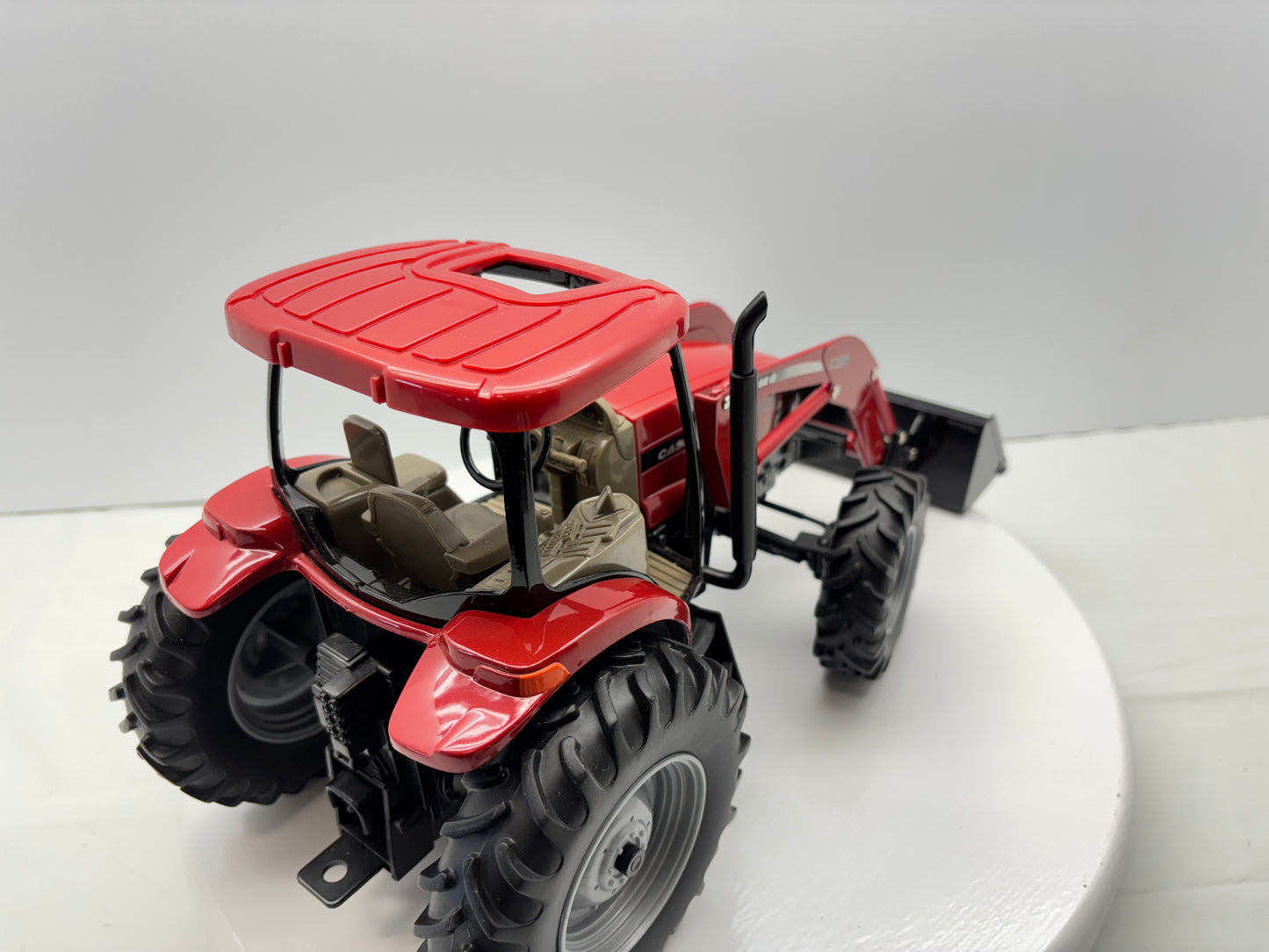 1/16 Case IH MXU135 by ERTL