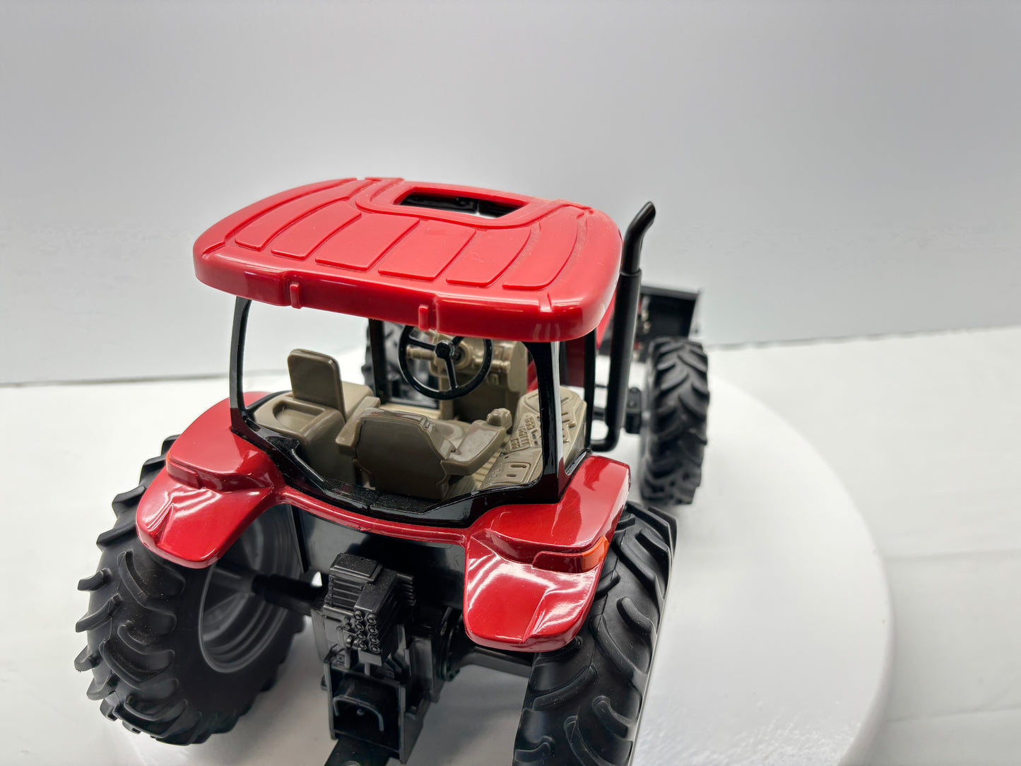 1/16 Case IH MXU135 by ERTL