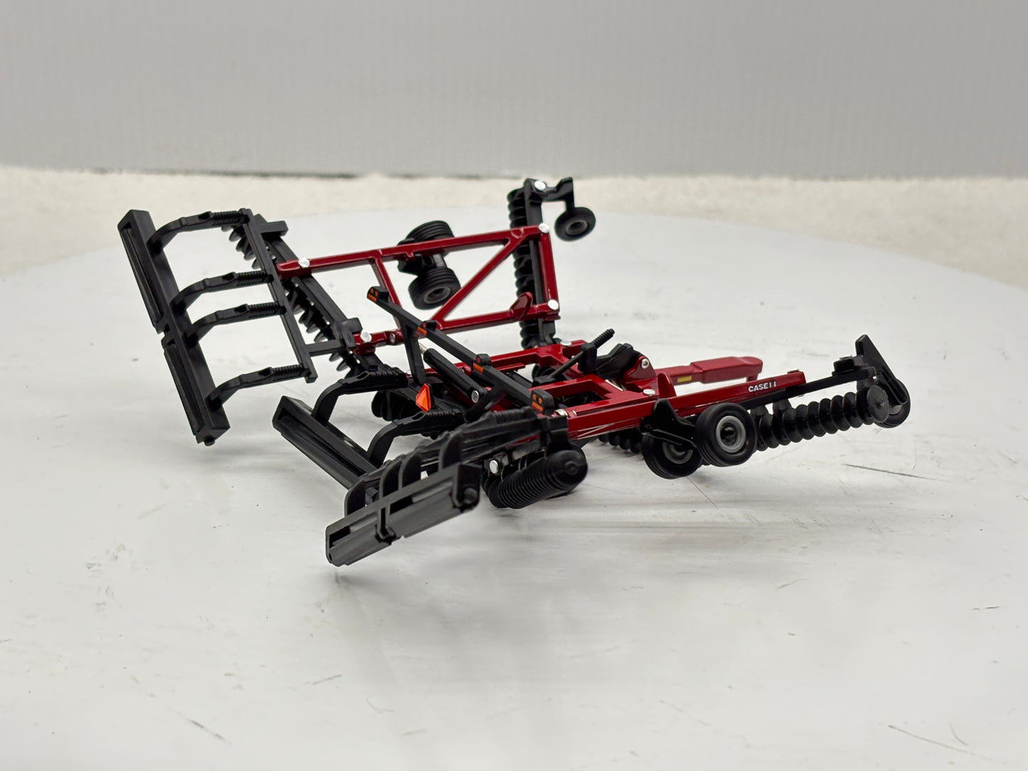 1/64 Case IH 330 Tandem