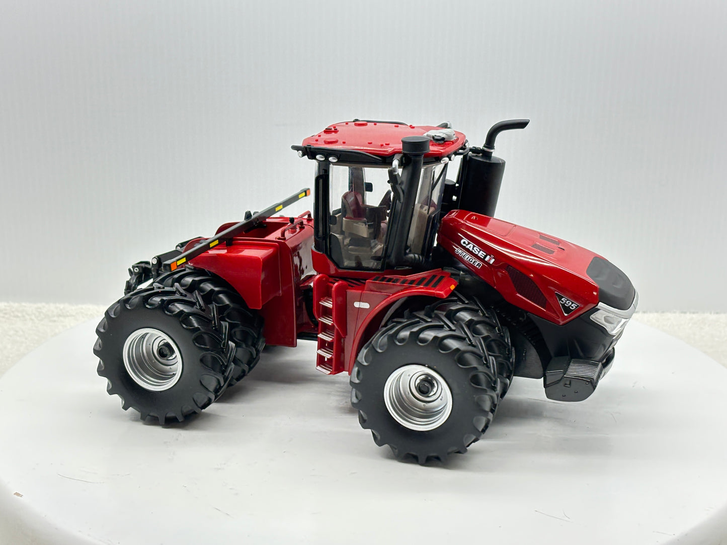 1/32 Case IH 595 Duals