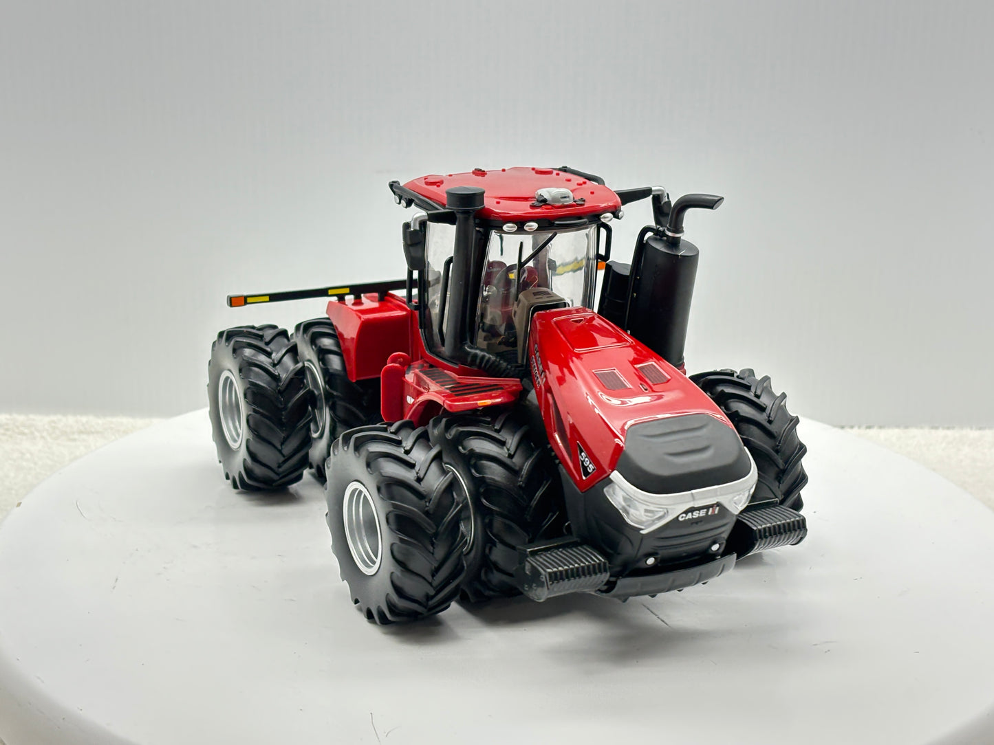 1/32 Case IH 595 Duals