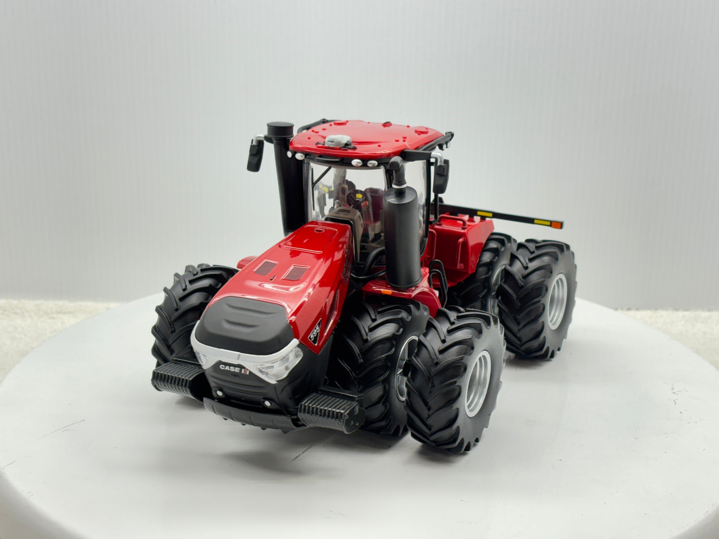1/32 Case IH 595 Duals
