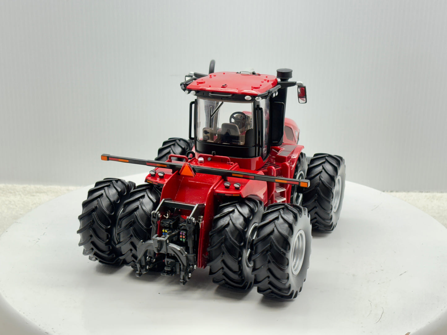 1/32 Case IH 595 Duals