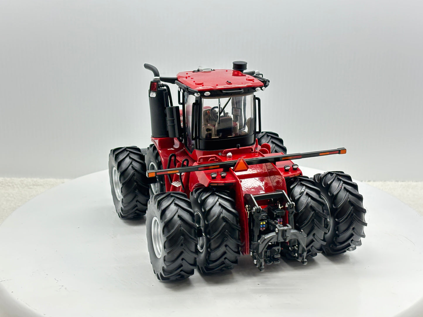 1/32 Case IH 595 Duals