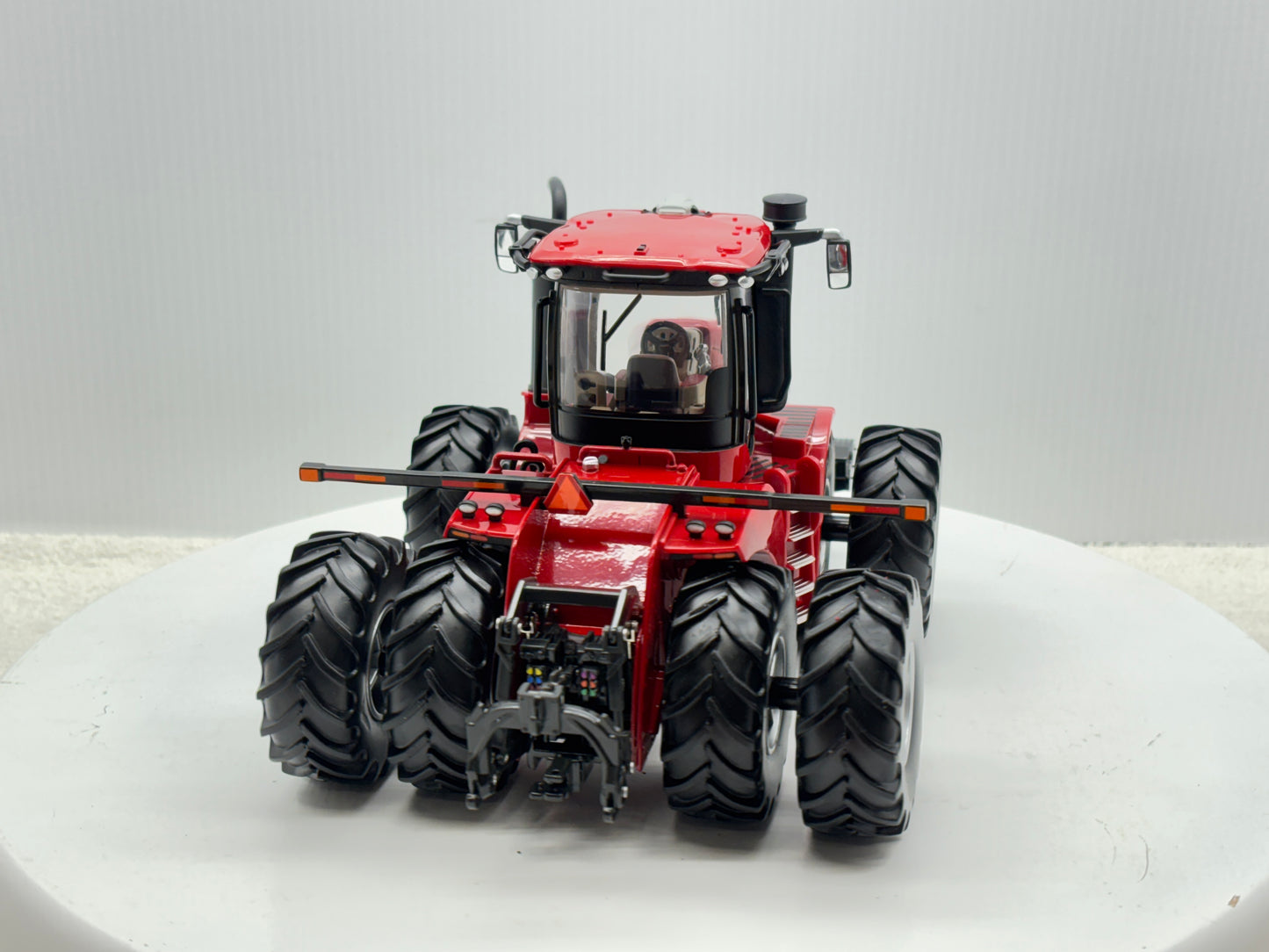 1/32 Case IH 595 Duals
