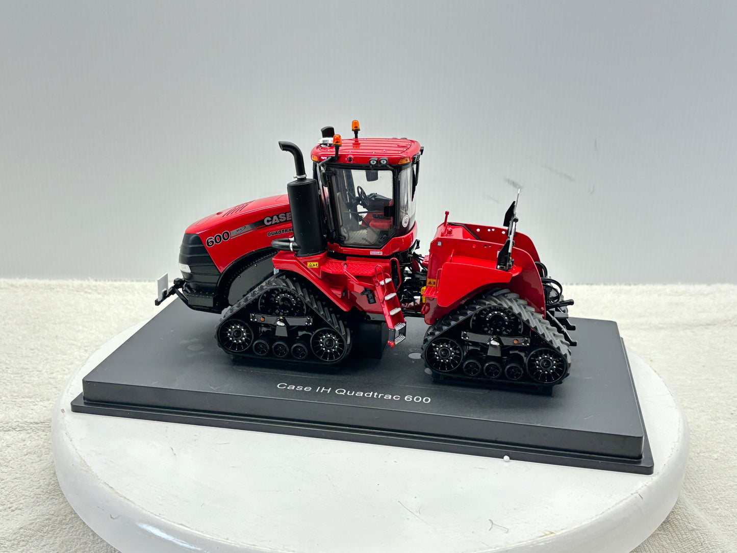 1/32 Case IH 600 QuadTrac