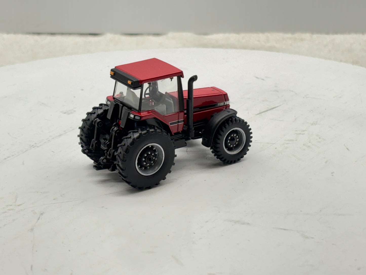 1/64 Case IH 7120 Magnum Prestige