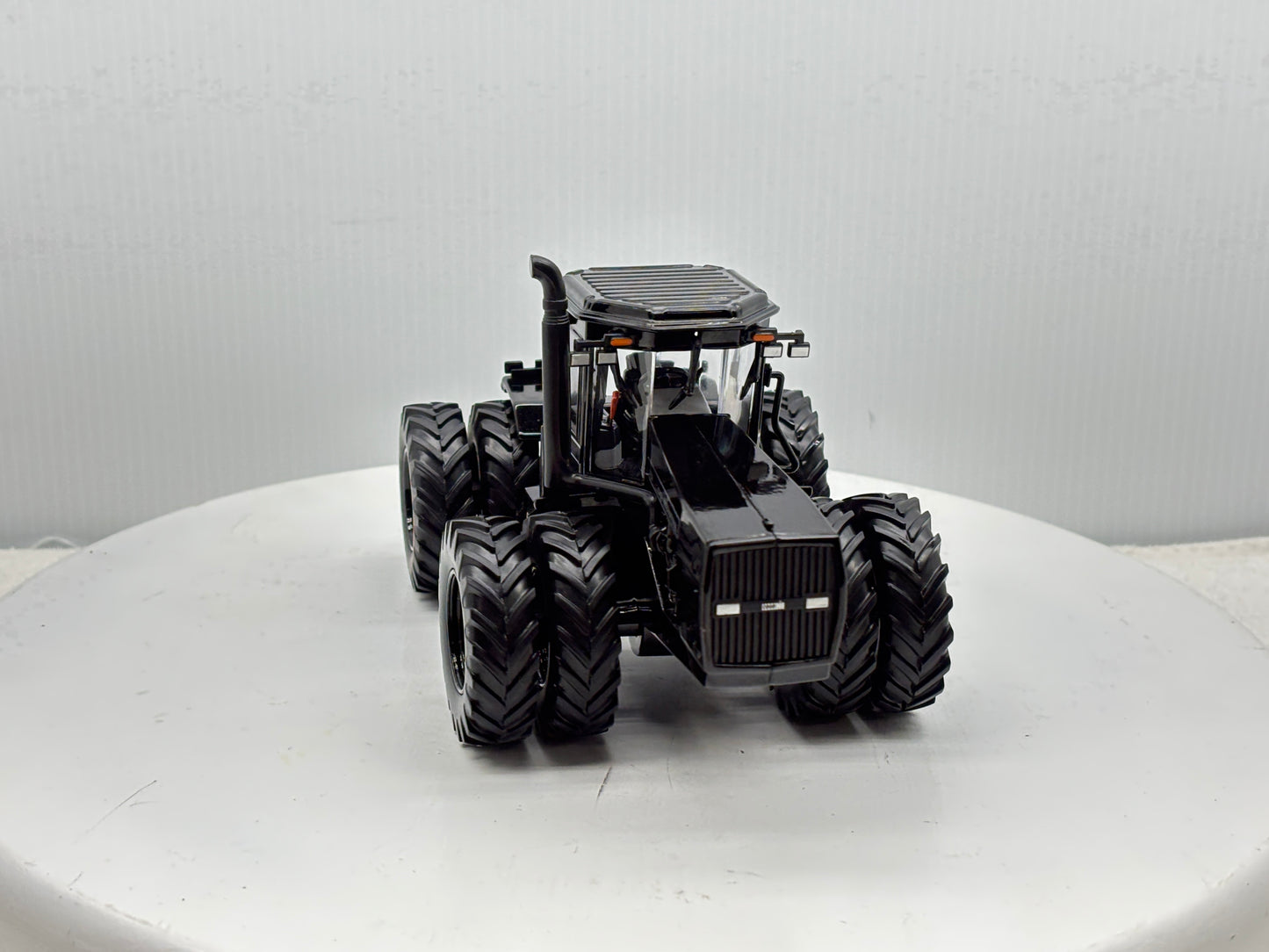 1/32 Case IH 9250 NFTM Black Chaser